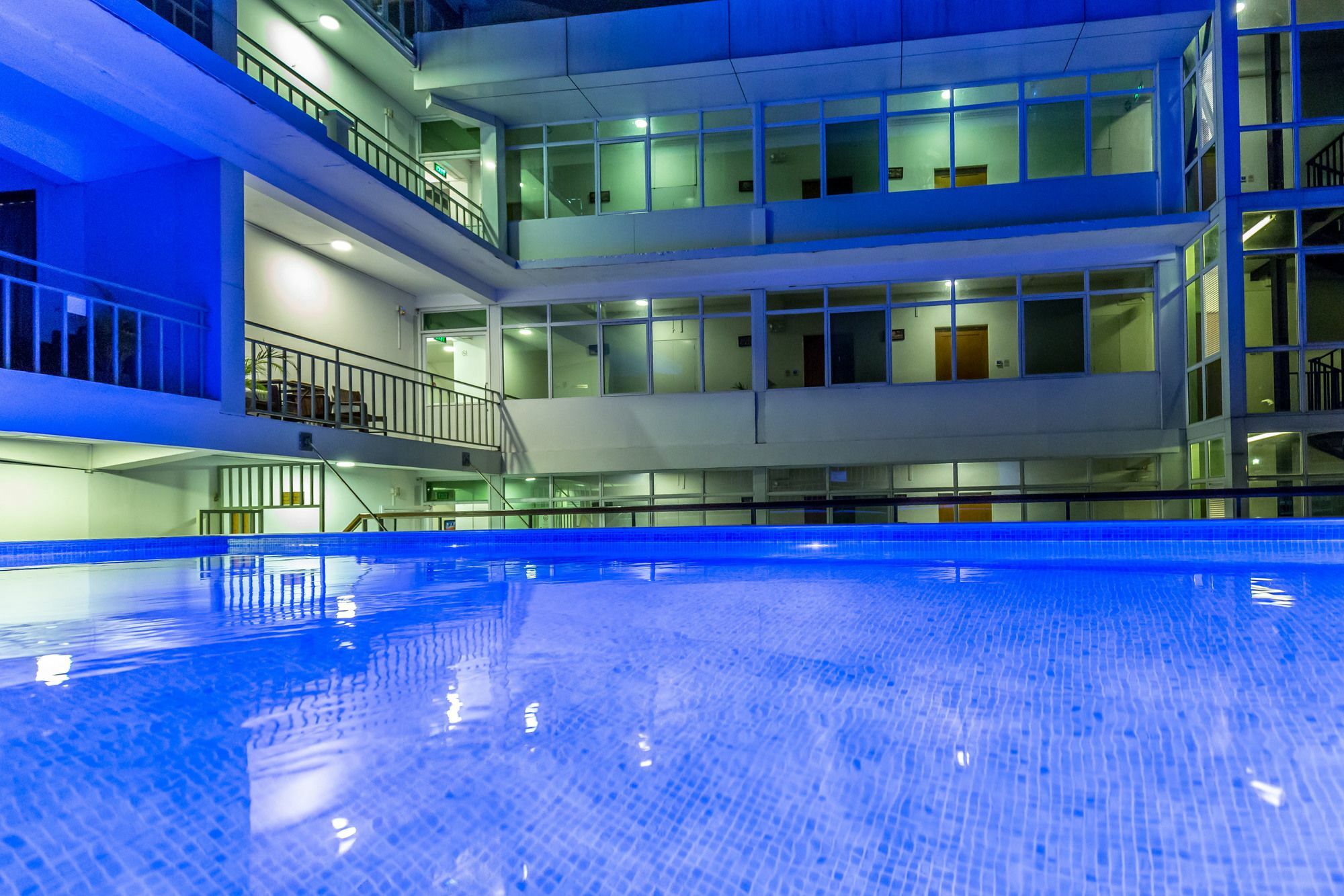 Sky View Hotel Rangoon Eksteriør billede