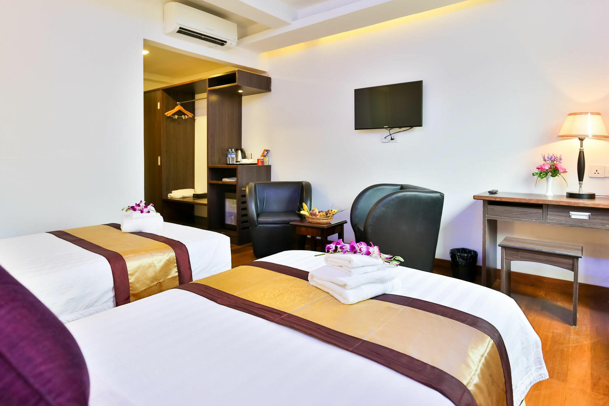 Sky View Hotel Rangoon Eksteriør billede