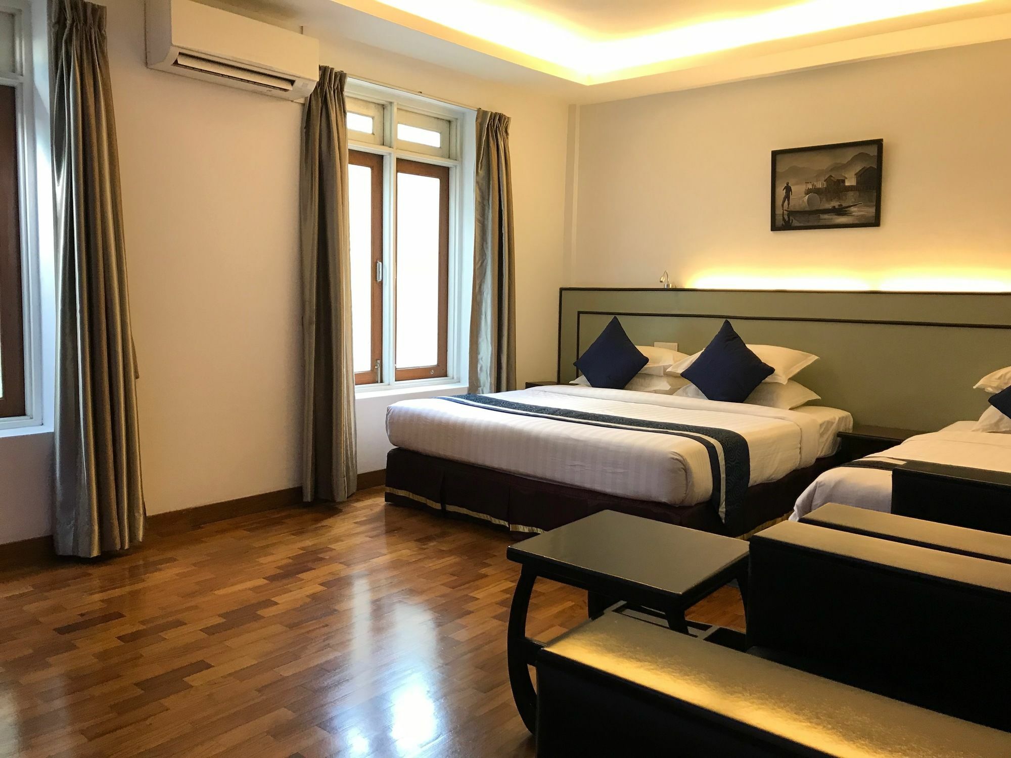 Sky View Hotel Rangoon Eksteriør billede