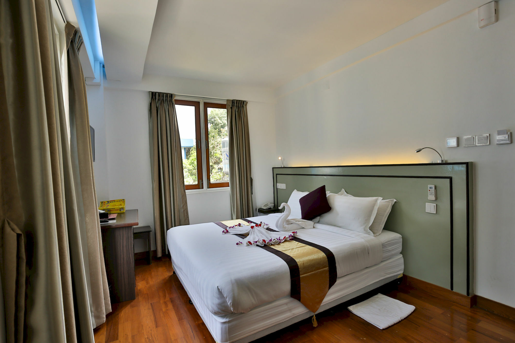 Sky View Hotel Rangoon Eksteriør billede