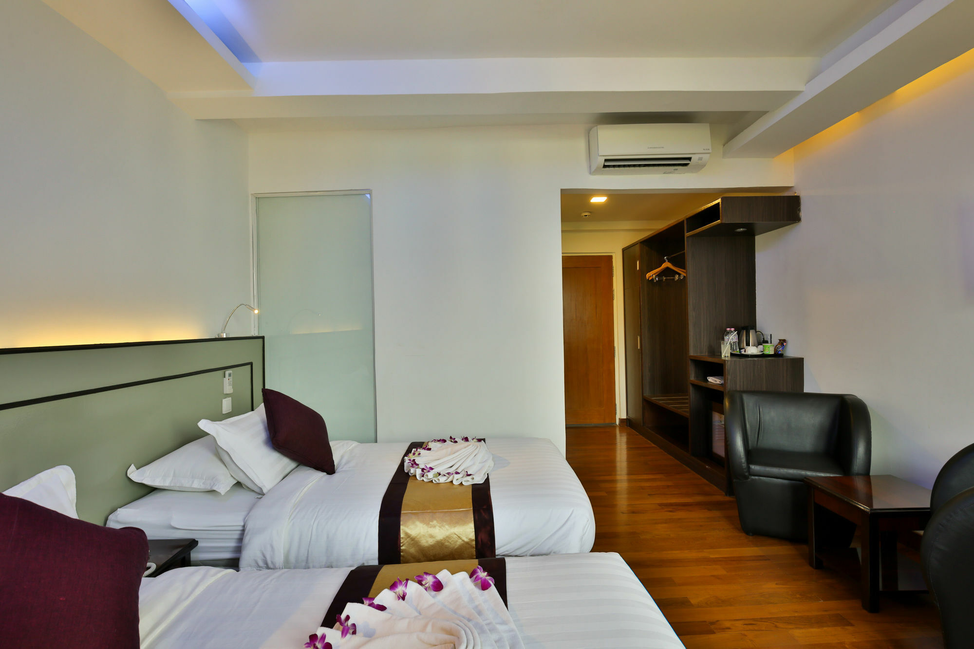 Sky View Hotel Rangoon Eksteriør billede